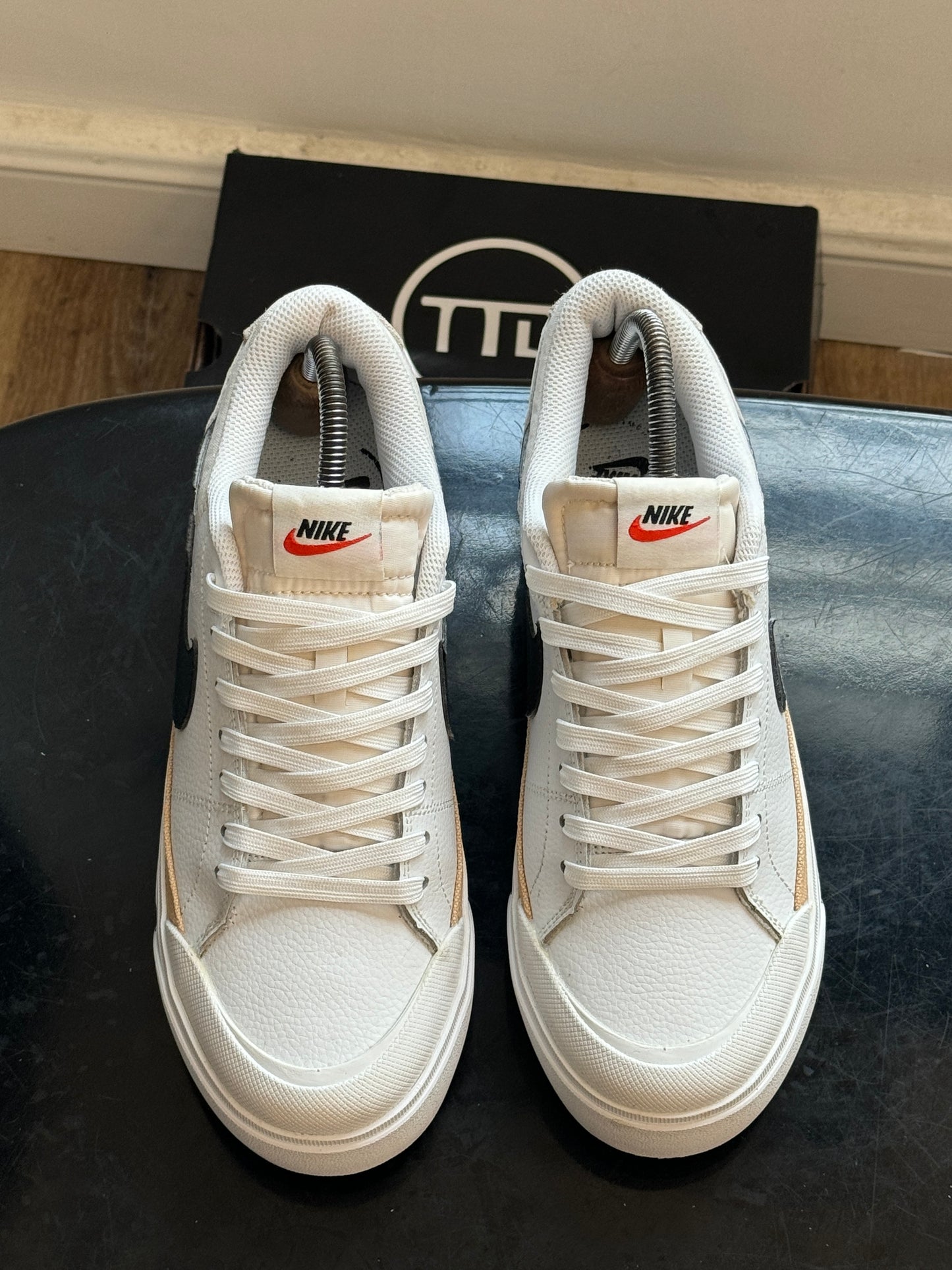 Nike Court Legacy Lift