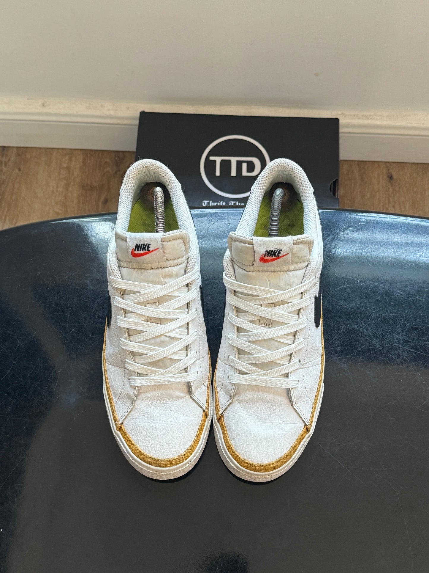Nike Court Legacy