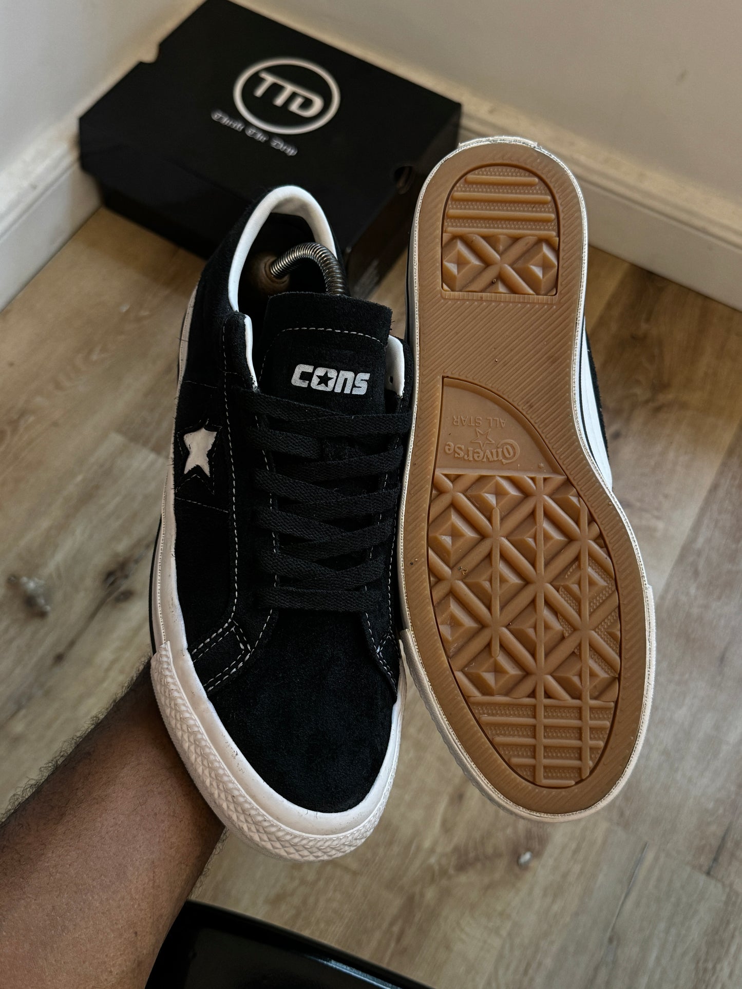 Converse one star