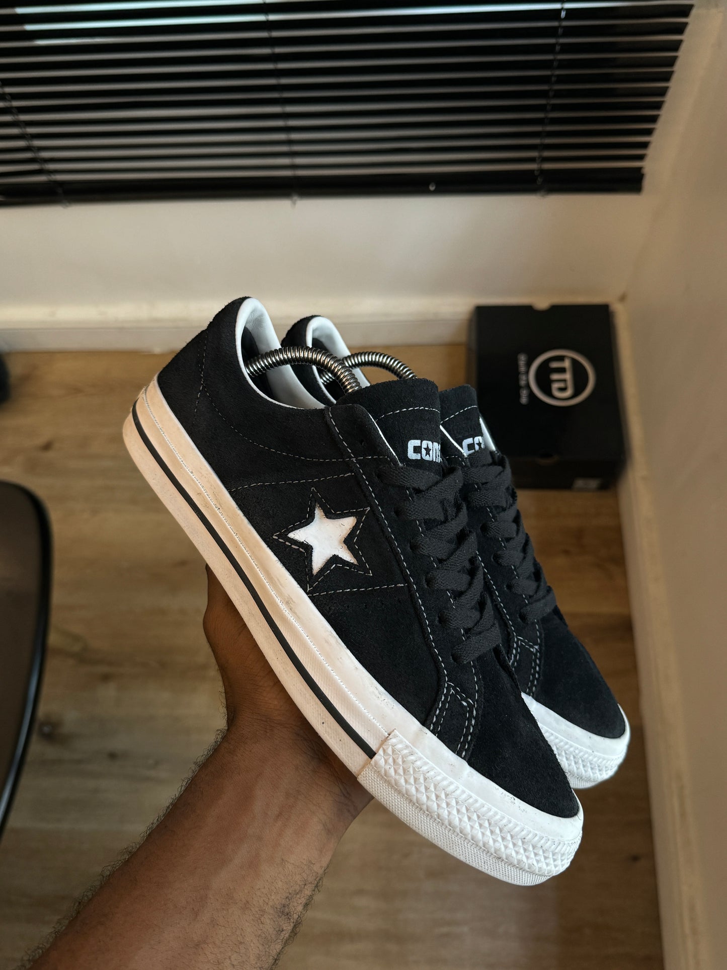 Converse one star