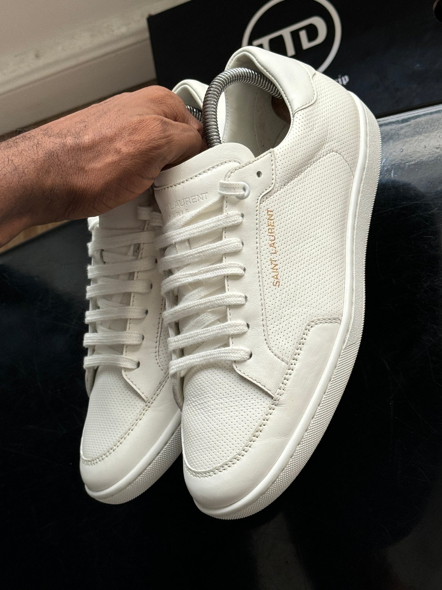 Saint Laurent Court Classic