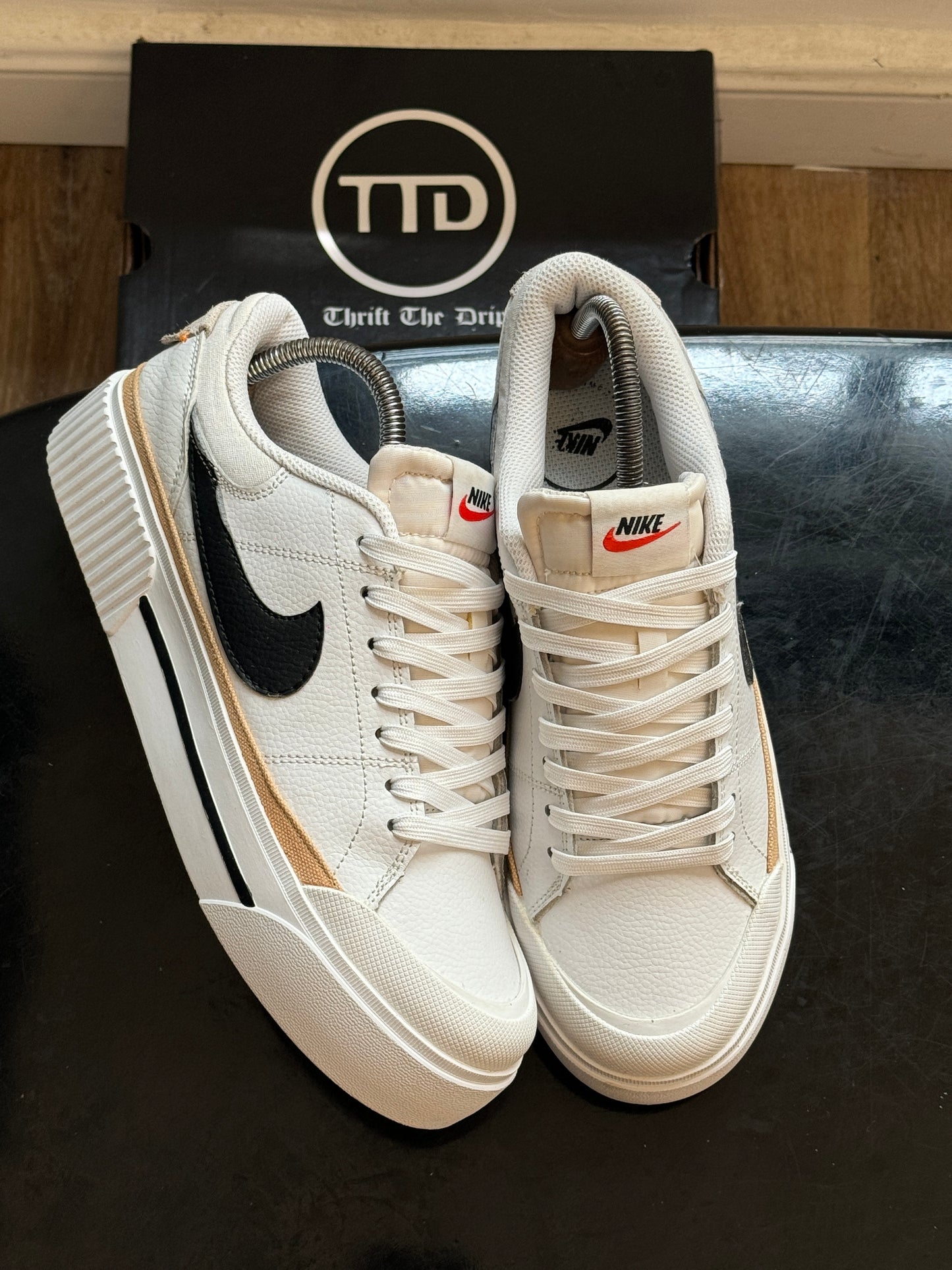 Nike Court Legacy Lift