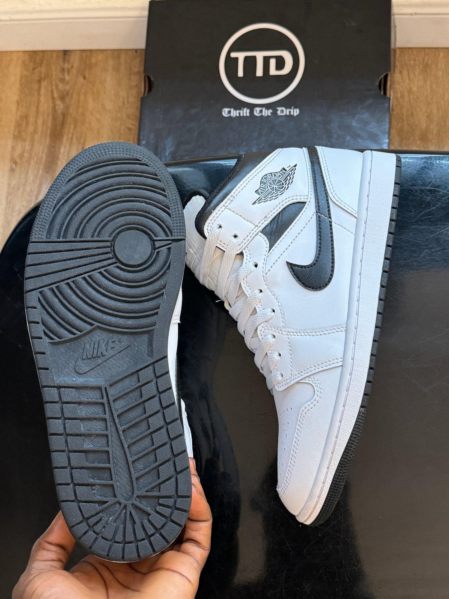 Nike Air Jordan 1 Mid Reverse Panda